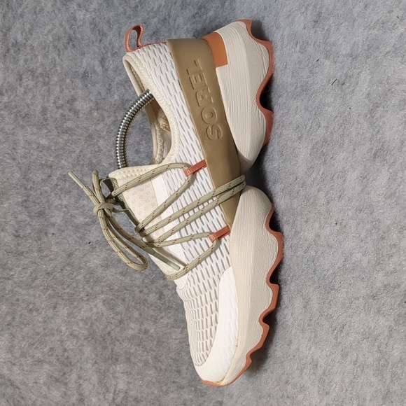 Sorel Shoes - Sorel Kinetic Impact Lace Sneaker women's size 7